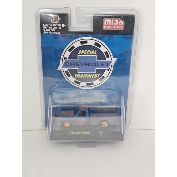 M2 Machines 1:64 Chevrolet Silverado 1975 blue weathered CHASE CAR